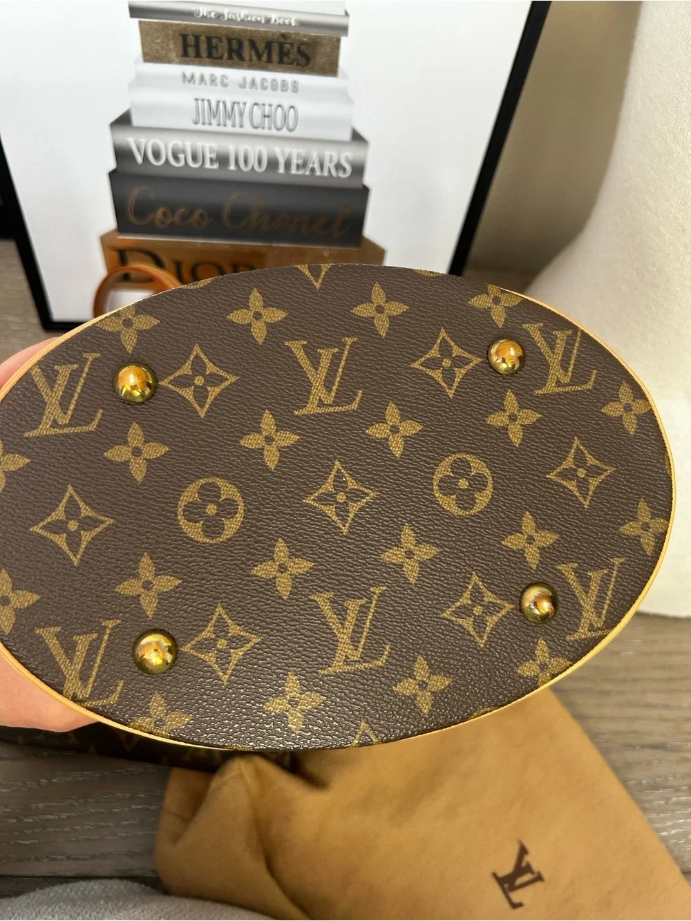 Louis Vuitton Petit Bucket Monogram Canvas Bag, EUC